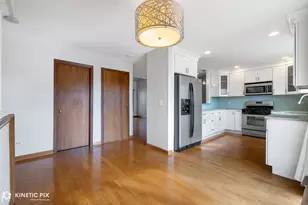 417 Van Gogh Cir, Bolingbrook, IL 60440 - Photo 6