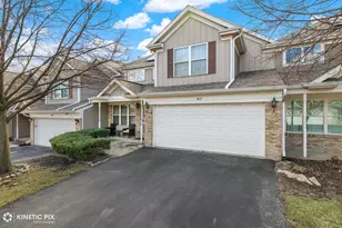 417 Van Gogh Cir, Bolingbrook, IL 60440 - Photo 2