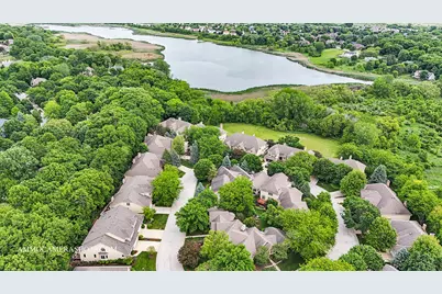 740 Manor Hill Place, Sugar Grove, IL 60554 - Photo 4