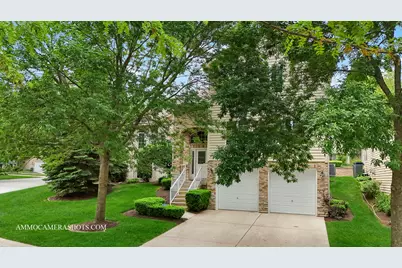 740 Manor Hill Place, Sugar Grove, IL 60554 - Photo 2