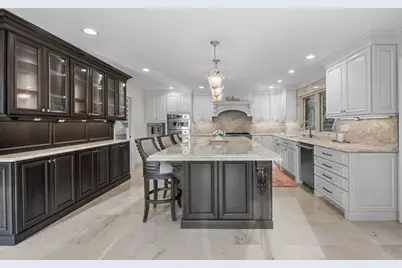 1916 Midwest Club Parkway, Oak Brook, IL 60523 - Photo 16