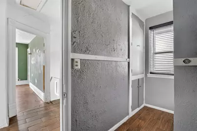 801 N Winnebago Street, Rockford, IL 61103 - Photo 6