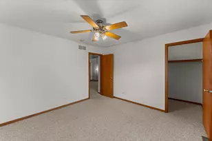 855 Yorkshire Ter, Crete, IL 60417 - Photo 18