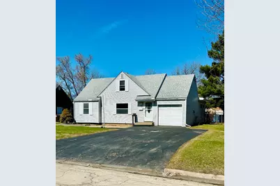 710 Sheridan Drive, Loves Park, IL 61111 - Photo 2