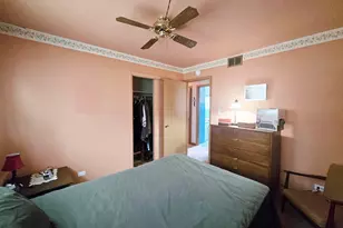 8811 W 92nd St, Hickory Hills, IL 60457 - Photo 14