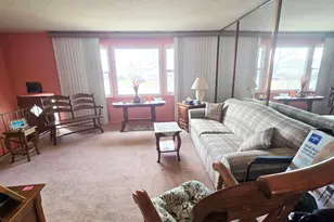 8811 W 92nd St, Hickory Hills, IL 60457 - Photo 4