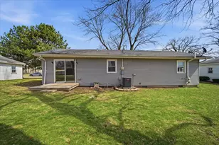 107 N Verry St, Armington, IL 61721 - Photo 24