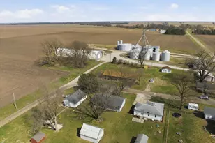 107 N Verry St, Armington, IL 61721 - Photo 6