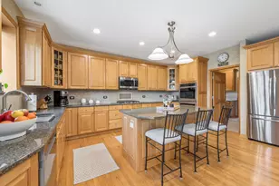 9480 Nicklaus Ln, Crystal Lake, IL 60014 - Photo 12
