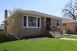 509 Granville Ave, Bellwood, IL 60104 - Photo 2