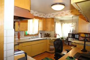 509 Granville Ave, Bellwood, IL 60104 - Photo 10