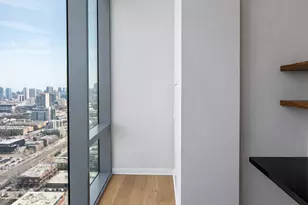 1114 W Carroll Ave, Chicago, IL 60607 - Photo 12