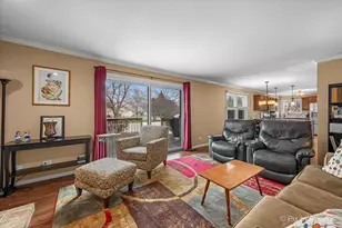 3218 Blackhawk Trail, Saint Charles, IL 60174 - Photo 10