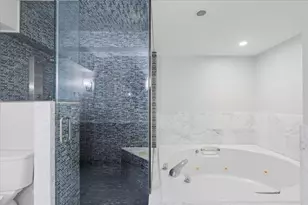 10 E Ontario St, Chicago, IL 60611 - Photo 20