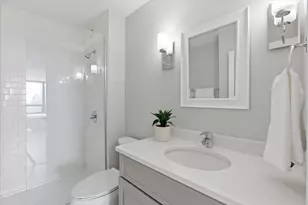 10 E Ontario St, Chicago, IL 60611 - Photo 24