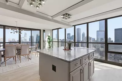 10 E Ontario Street #4801-02, Chicago, IL 60611 - Photo 4