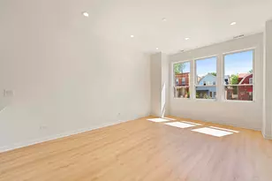 538 N Lawndale Ave, Chicago, IL 60624 - Photo 4