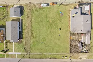 1413 20th St, North Chicago, IL 60064 - Photo 6