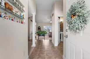 2315 Milan Ct, Champaign, IL 61822 - Photo 4