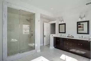 1211 Hinman Ave, Evanston, IL 60202 - Photo 24