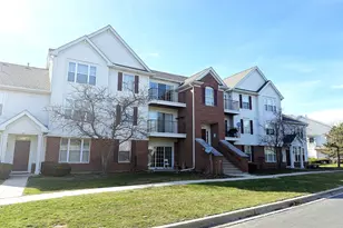 680 Mill Cir, Wheeling, IL 60090 - Photo 1