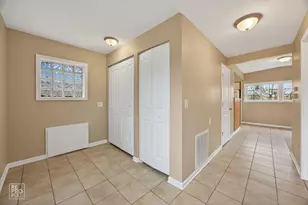 33704 N Oakland Dr, Gages Lake, IL 60030 - Photo 6