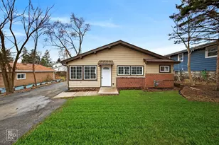 33704 N Oakland Dr, Gages Lake, IL 60030 - Photo 1