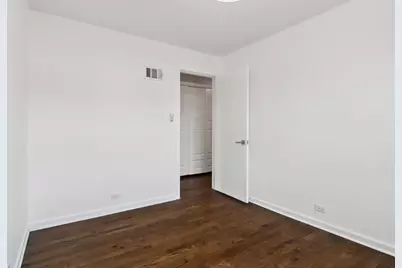 7641 Kilbourn Avenue, Skokie, IL 60076 - Photo 12