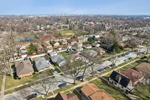 7641 Kilbourn Ave, Skokie, IL 60076 - Photo 40