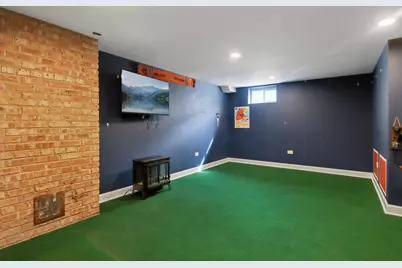 7641 Kilbourn Avenue, Skokie, IL 60076 - Photo 24