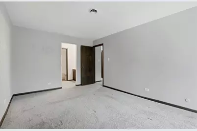 1050 Holbrook Road #Q, Homewood, IL 60430 - Photo 12