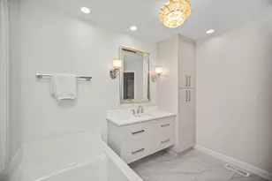 15 Landmark, Northfield, IL 60093 - Photo 20