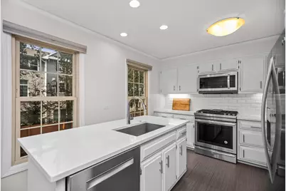 15 Landmark, Northfield, IL 60093 - Photo 10