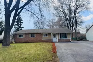 533 Redwood Rd, Bolingbrook, IL 60440 - Photo 1