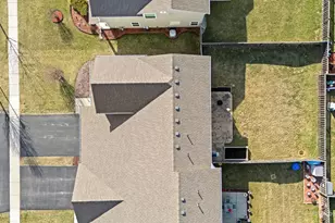 238 Norfolk Ln, Pingree Grove, IL 60140 - Photo 30