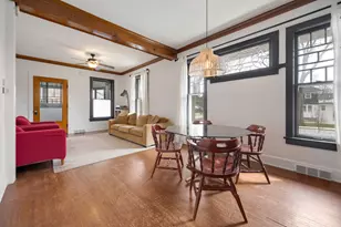 1150 Cedar Ave, Elgin, IL 60120 - Photo 8