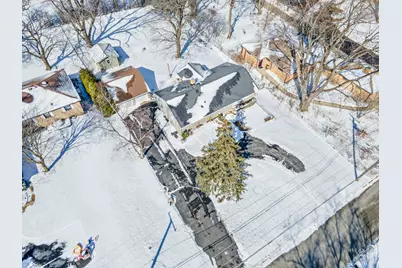 2540 E Bonnie Brook Lane, Waukegan, IL 60087 - Photo 18