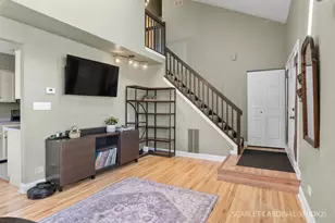 3S130 Timber Dr, Warrenville, IL 60555 - Photo 4