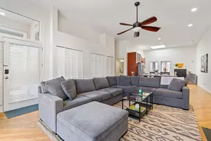 1711 N Hoyne Ave, Chicago, IL 60647 - Photo 2