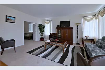 230 Stickley Lane, Lake in the Hills, IL 60156 - Photo 20