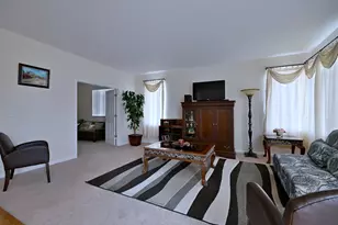 230 Stickley Ln, Lake in the Hills, IL 60156 - Photo 20