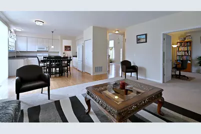 230 Stickley Lane, Lake in the Hills, IL 60156 - Photo 22