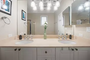 1237 W Farwell Ave, Chicago, IL 60626 - Photo 10