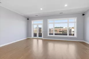 1935 W Belmont Ave, Chicago, IL 60657 - Photo 10