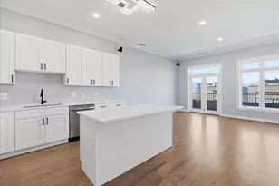 1935 W Belmont Ave, Chicago, IL 60657 - Photo 14