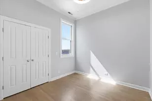 1935 W Belmont Ave, Chicago, IL 60657 - Photo 22