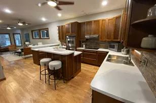 4114 N Bell Ave, Chicago, IL 60618 - Photo 8