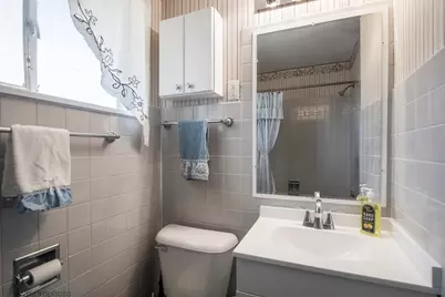 61 Miller Road, Lake Zurich, IL 60047 - Photo 16