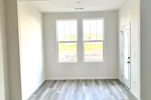 692 Switchgrass Wy, Bolingbrook, IL 60490 - Photo 8