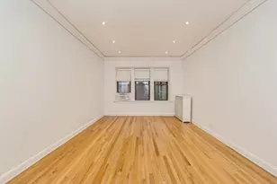 1327 W Addison St, Chicago, IL 60613 - Photo 8